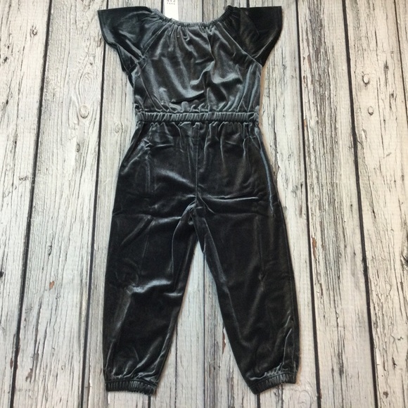 Gap Girls 2T, 3T, 4T Black / Dark Gray Pants Romper. NWT - Picture 3 of 4